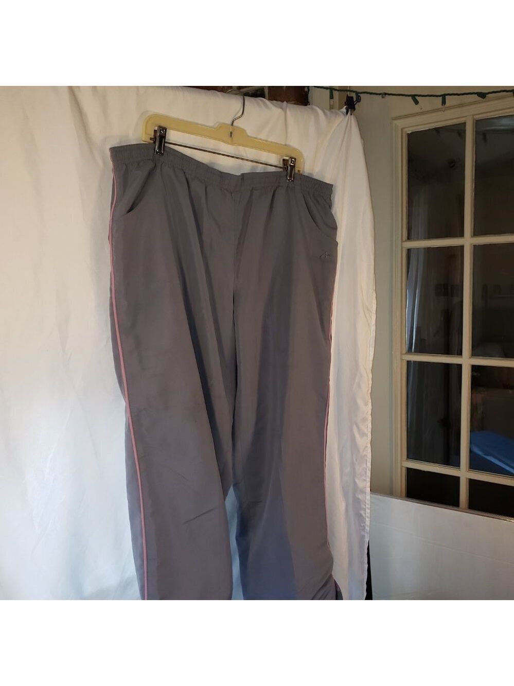 ATHLETECH Women's Gray & Pink Athletic Pants - Size 1X